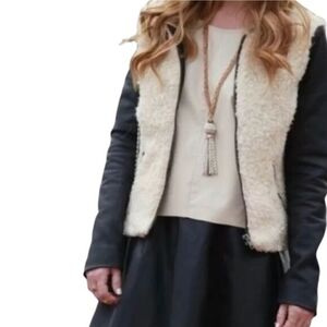 American Eagle Outfitters Black and White Teddy Jacket